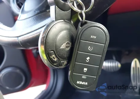 2012 Mini Cooper S из США, поврежденный, VIN WMWSX3C56CT154662